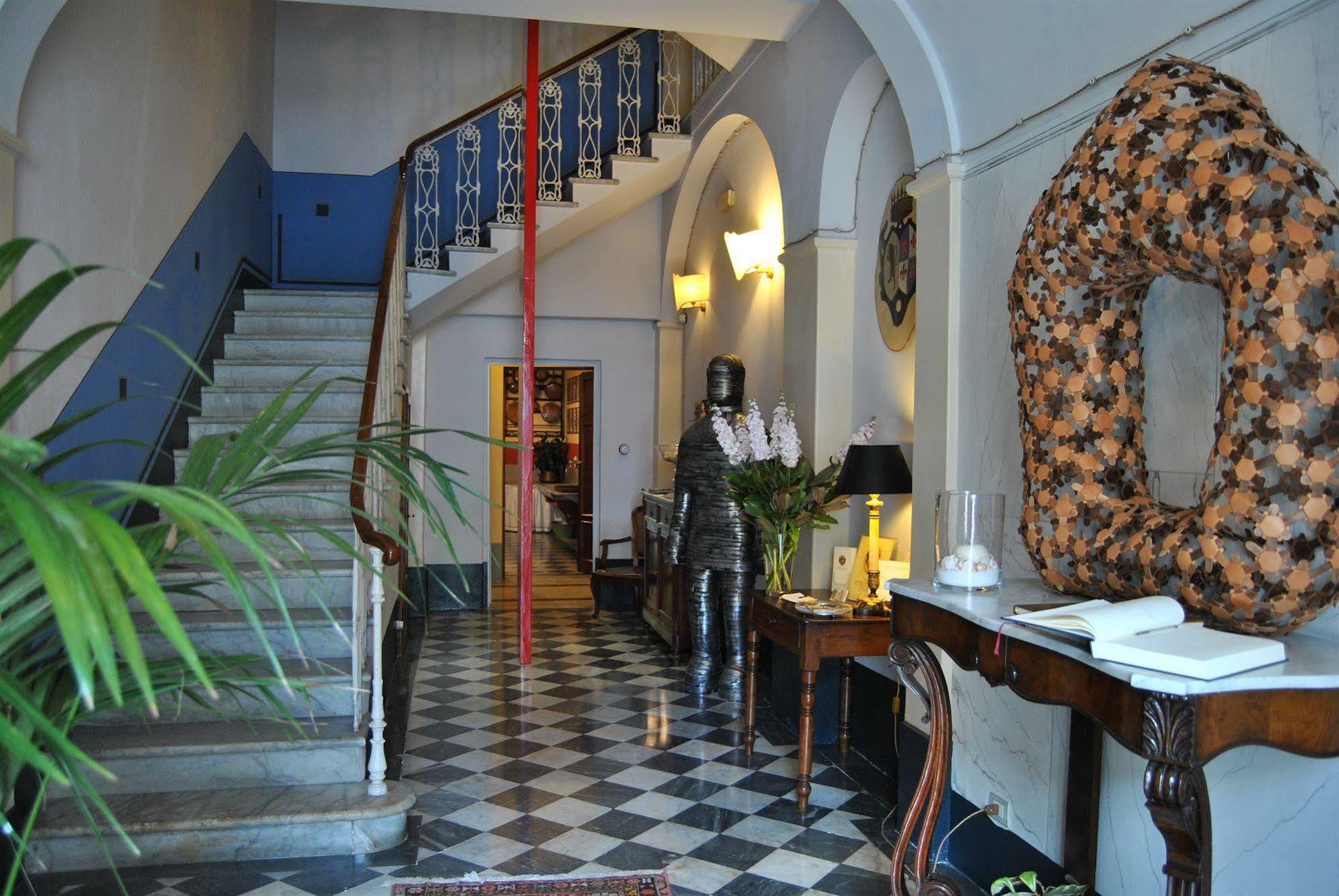 Residenza Palazzo Visdomini Bed & Breakfast Pietrasanta Exterior photo