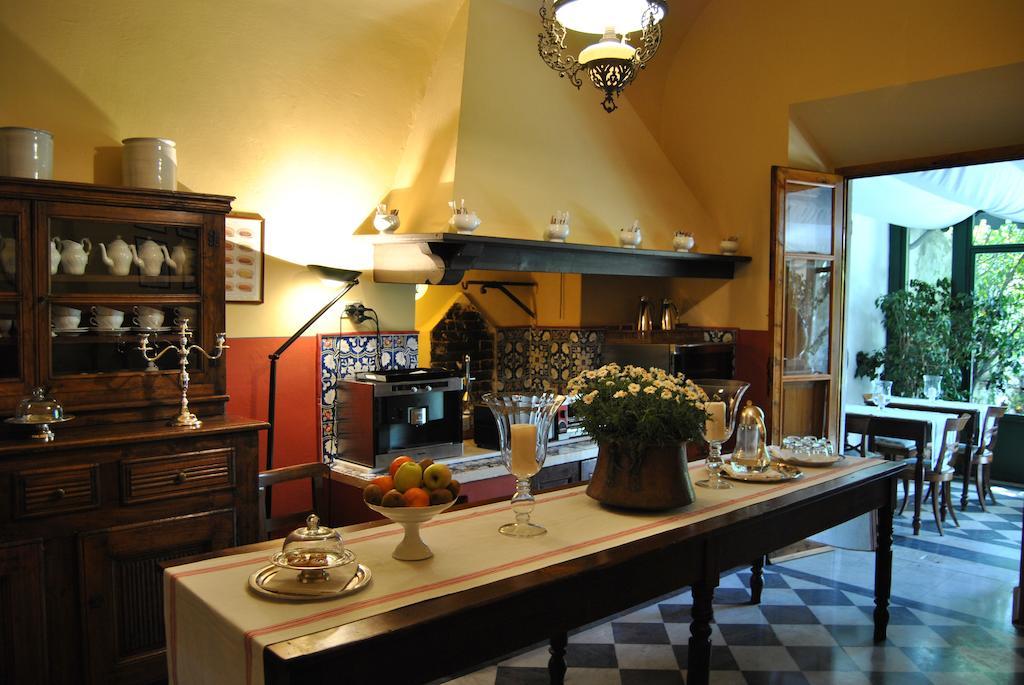 Residenza Palazzo Visdomini Bed & Breakfast Pietrasanta Exterior photo